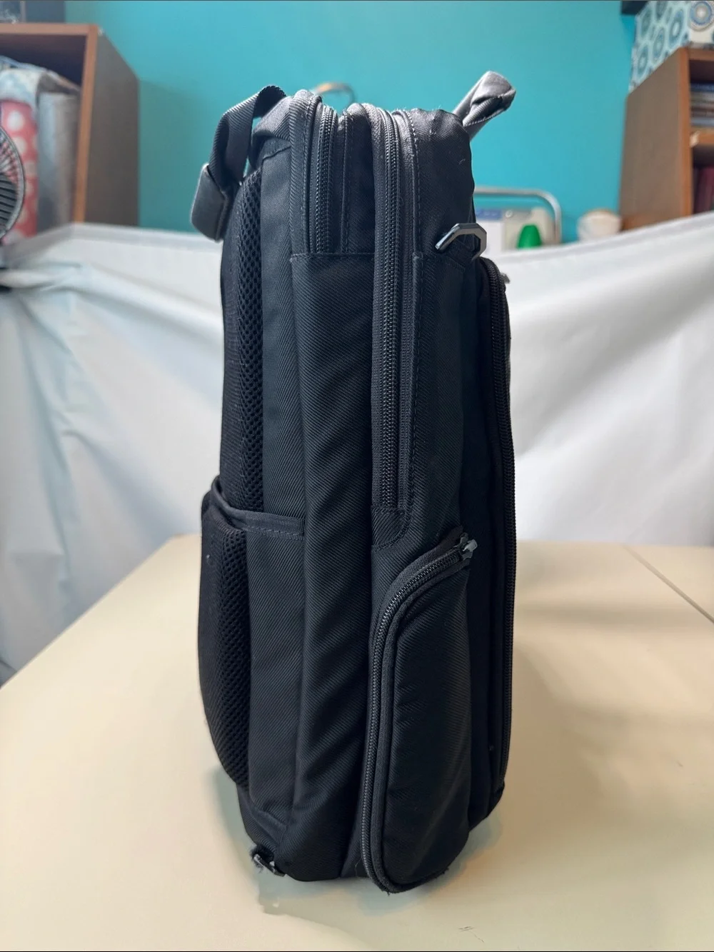 Briggs & Riley VB202-4 Convertible Brief Backpack USED